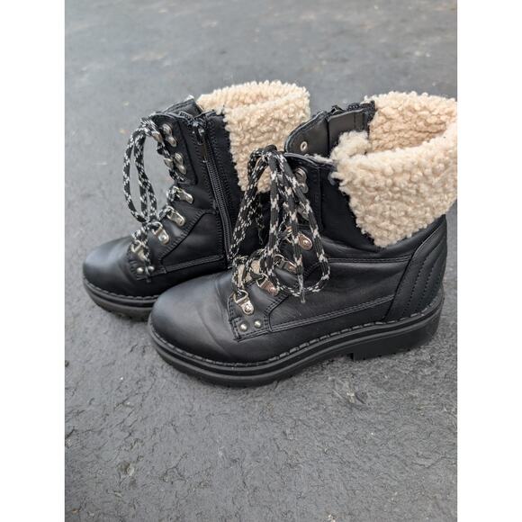 GBD Los Angeles Women's Walken Combat Boot Sz 6.5 Faux Leather Sherpa Cuff Edgy - Picture 1 of 7